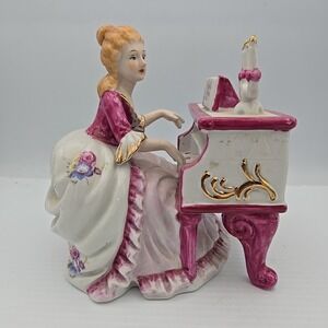 Victorian Lady Vienna Lace Porcelain Figurine Piano Player